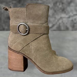 Crown Vintage 3” heel tan booties size 7.5